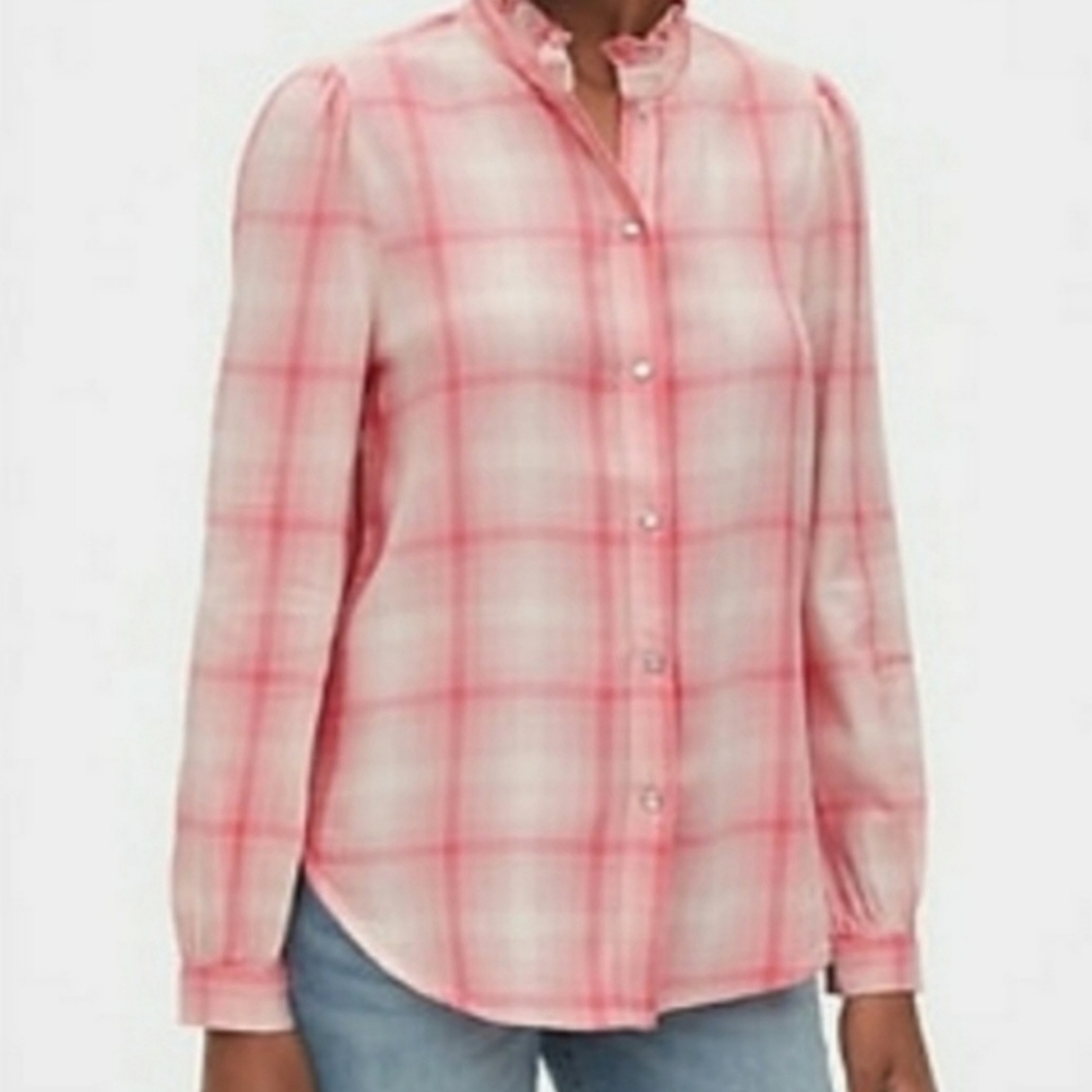 🆕️ Gap pink plaid ruffle-neck shirt NWT Straight silhouette with an easy fit